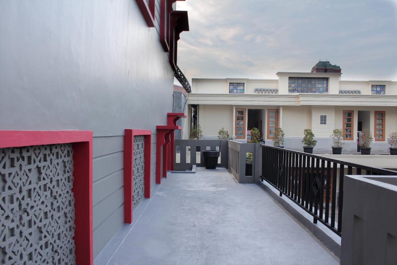 Oyo 222 M@Jayakarta Otel Dış mekan fotoğraf