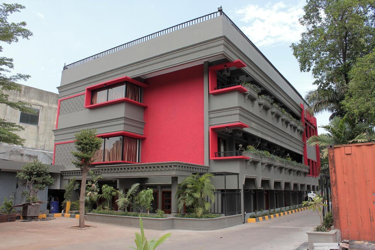 Oyo 222 M@Jayakarta Otel Dış mekan fotoğraf